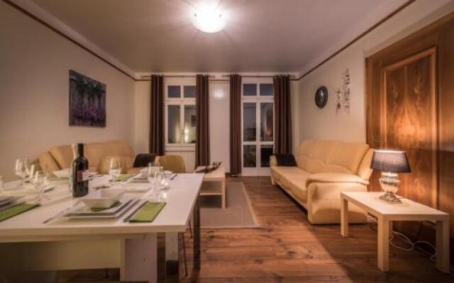 Chalet Cecile - Hotel Tell