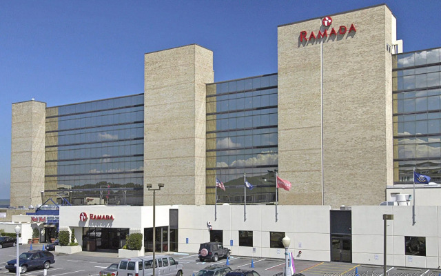 DoubleTree by Hilton Virginia Beach Oceanfront South