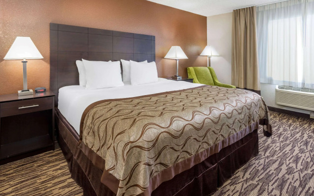 Baymont by Wyndham Beloit