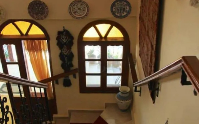 Yakamoz Hotel