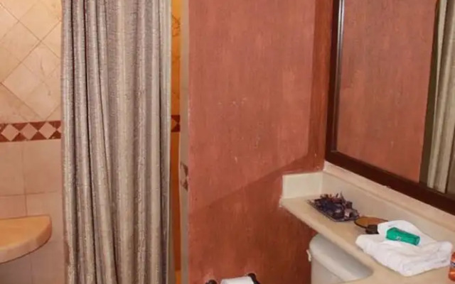 Sonoran Sky 3BR 909 w Jacuzzi by Casago