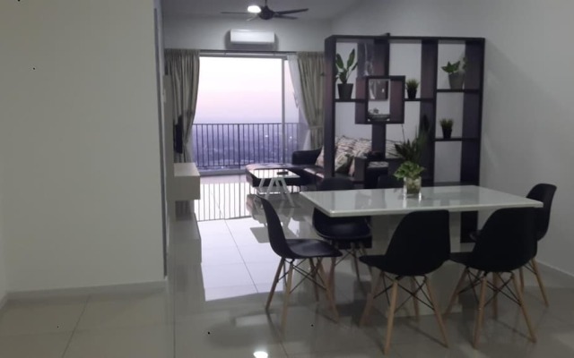 Taiping Lakeview Homestay