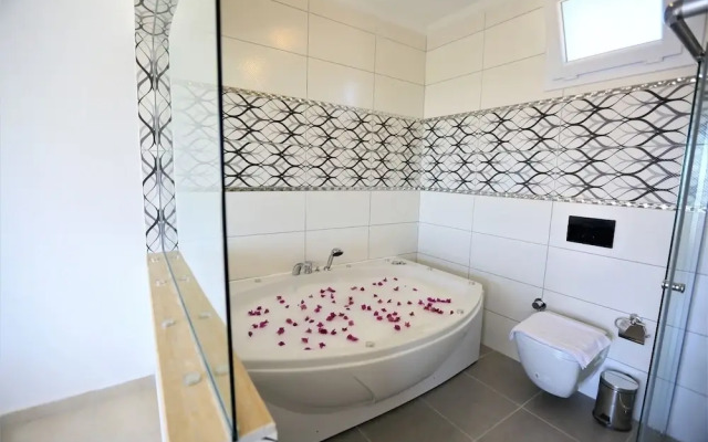 KAL1380 Villa Sahin 2 Bedrooms