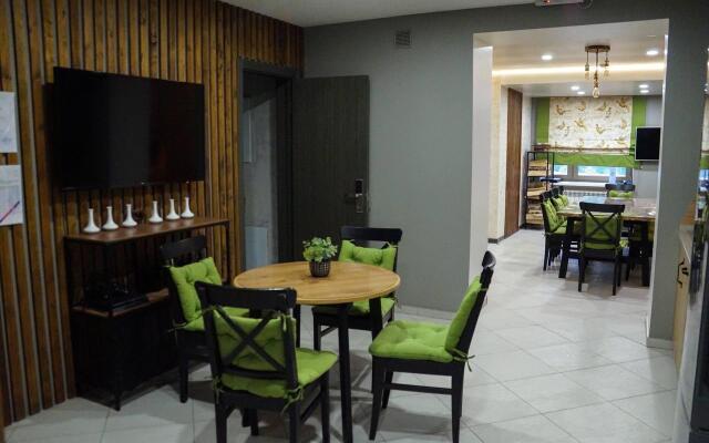 Green Garden Hotel