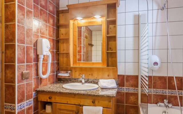 Hôtel Les Balcons Village