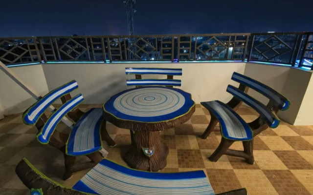 Shwe Hnin Si Hotel