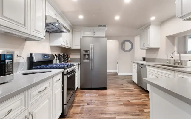Marbella Lane 6-plex Rowland Heights
