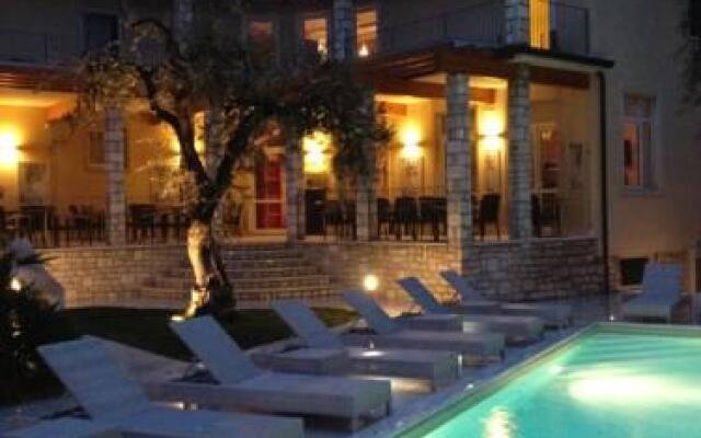 Hotel Baia Dei Pini
