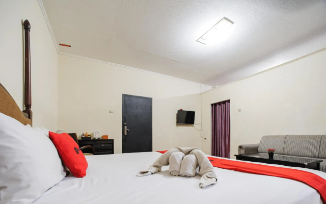 RedDoorz Plus @ Jalan Raden Intan Lampung