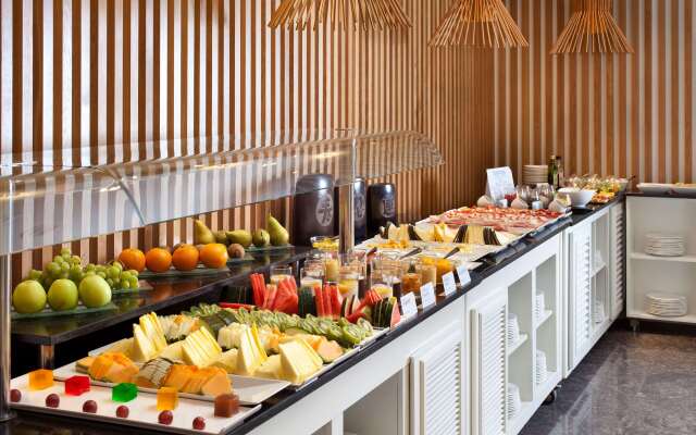 NH Canciller Ayala Vitoria