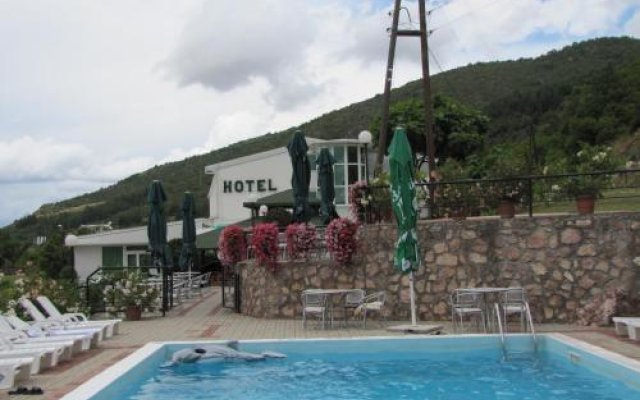 Kocarev Hotel