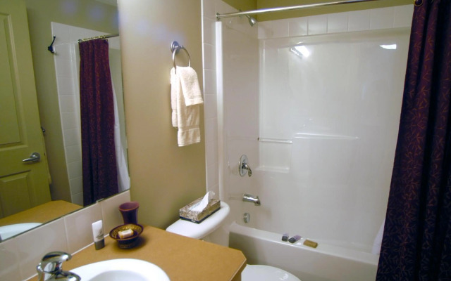 Apartment 411, Antique Heritage