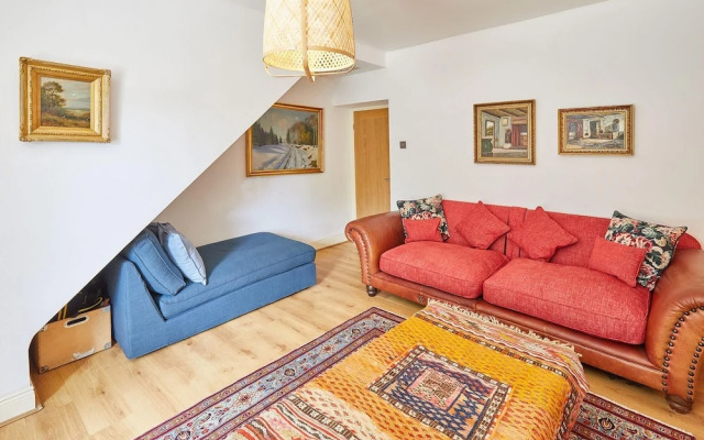 Host Stay Elliott Terrace