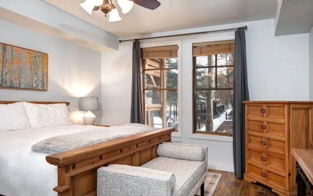 Town Pointe A105 3 Bedroom Condo