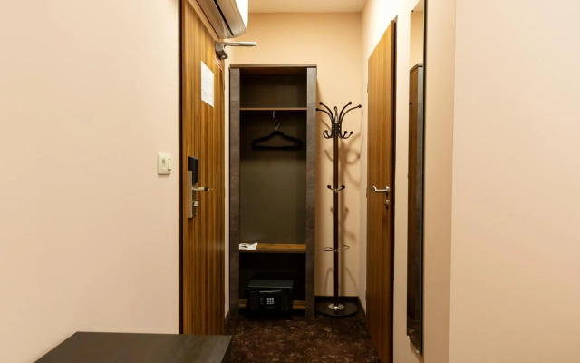 Max Inn Hotel