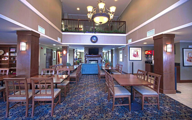 Staybridge Suites Chattanooga at Hamilton Place by IHG