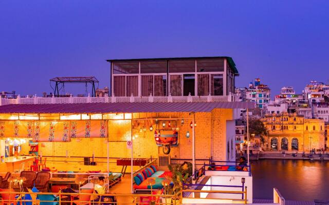 goSTOPS Udaipur - Hostel