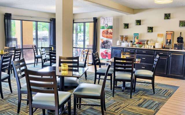 Quality Inn Thornburg