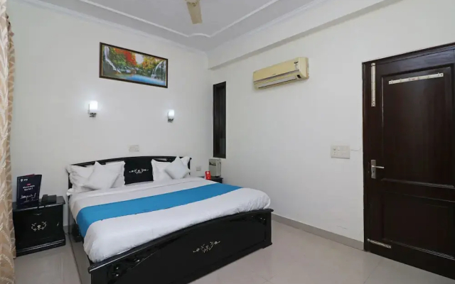 OYO 10878 Unitech Cyber Park