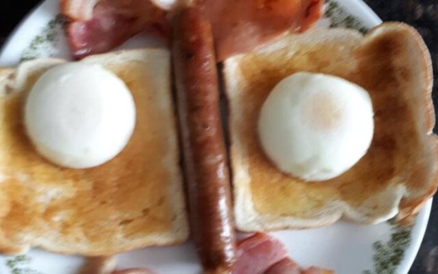 North East Rest Awhile Bed & Breakfast