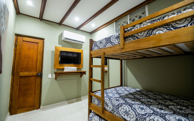 Scalea Di Mare Boutique Hotel - Hostel