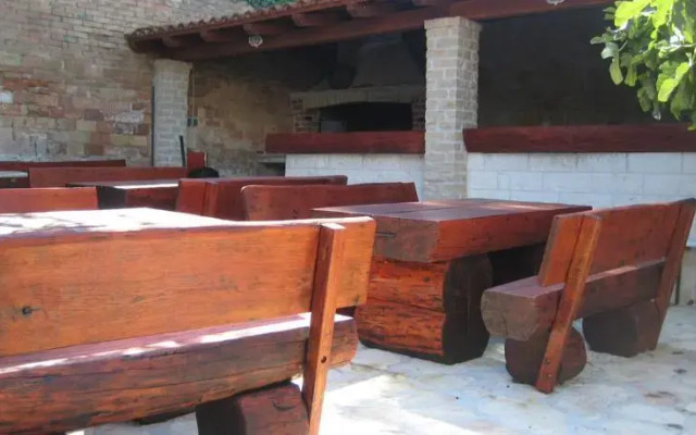 Central Studio Apartments & Dormitory Rooms