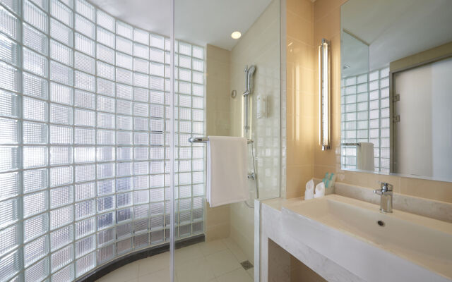 Holiday Inn Chongqing University Town