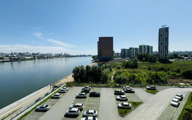 Атмосфера сна на улице Ясный берег 17