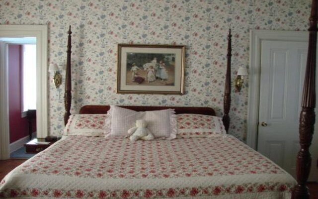 Greystone Manor Bed & Breakfast