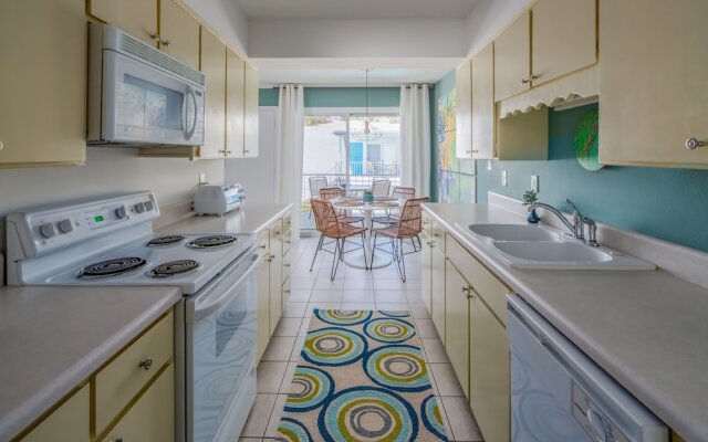 2BR Scottsdale Apartment by WanderJaunt