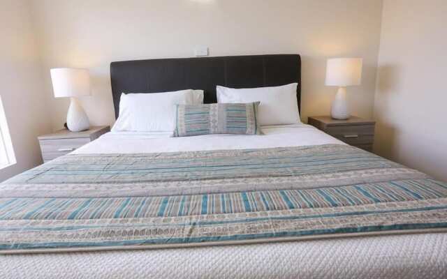 Seven Pines Motor Inn