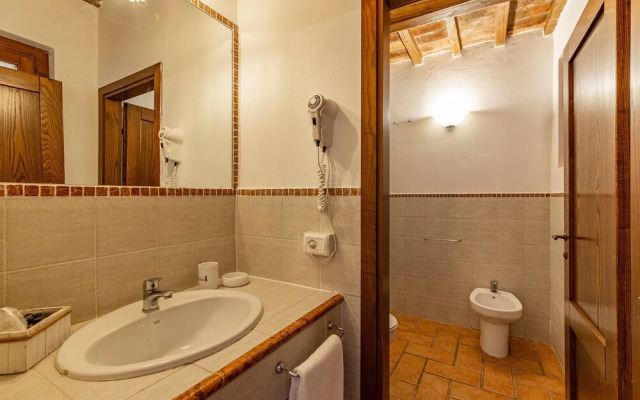 Loro 2 With Shared Pool And Tennis