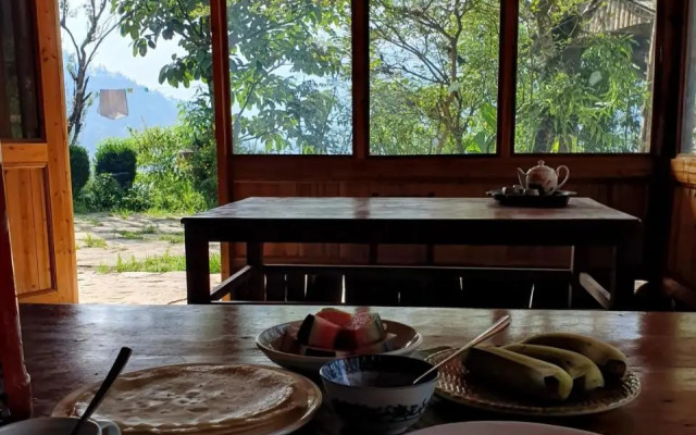 Ta Phin Homestay