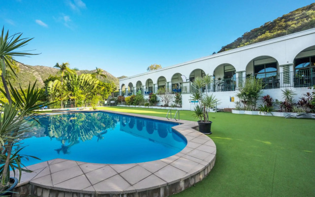 Amaroo on Mandalay