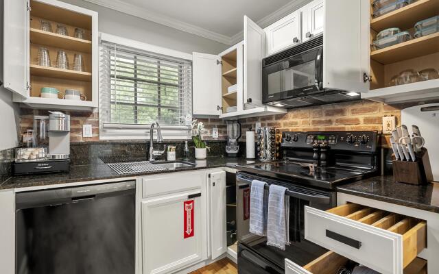 Luxury near Ponce City Market