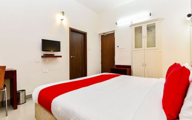 OYO 28129 Hotel Mjm International