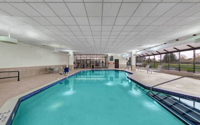 Embassy Suites by Hilton Milwaukee Brookfield