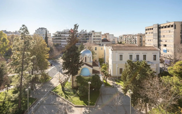 Superb Acropolis view 3bd apt in historical center