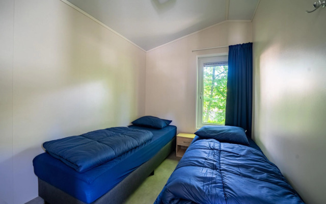 Well-maintained chalet with WiFi, not far from Amsterdam