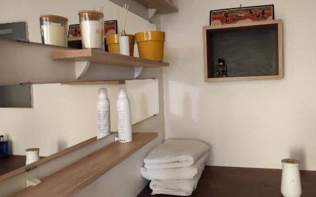 Logement entier+ jardin privé et parking 2places