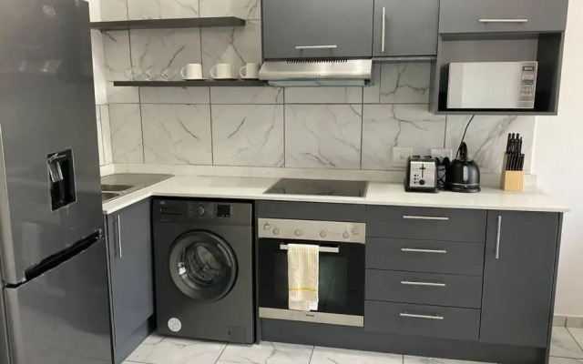 Lovely 1 Bedroom Unit in an Amazing Golf Estate