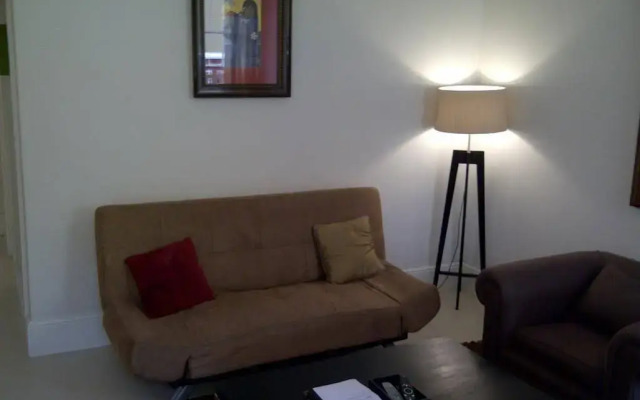 Loader Street Cottage