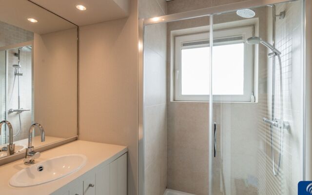 Goethe 0202 Furnished Apartment With sea View