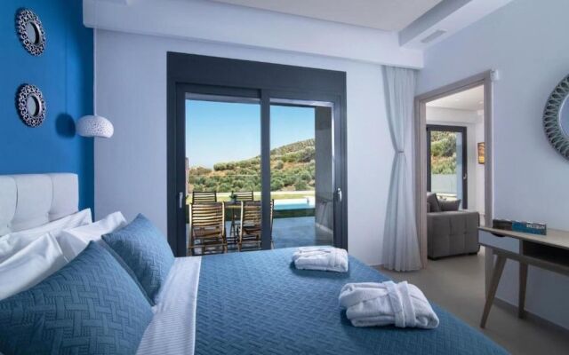 Deluxe Villa Christos