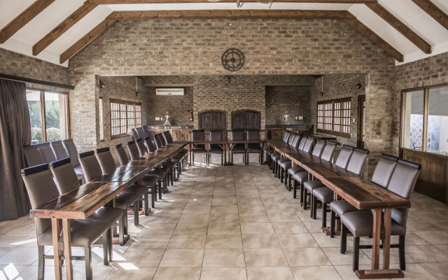 Afrique Boutique Hotel O.R. Tambo