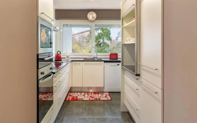 Superbe appartement spacieux avec parking gratuit