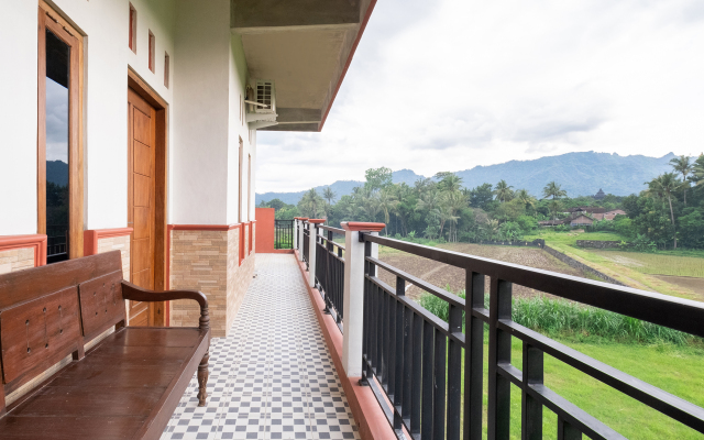 OYO 3076 Lilik Homestay Syariah