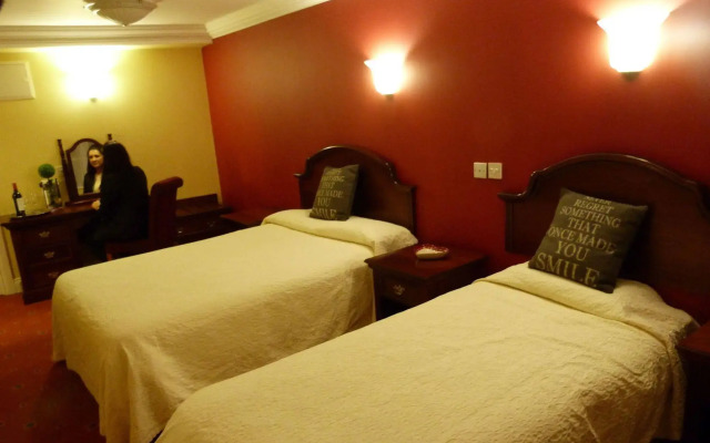Nesbitt Arms Boutique Hotel