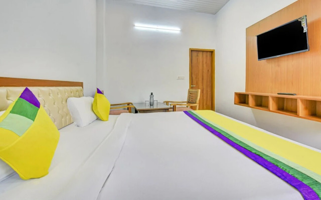 Itsy By Treebo - Studioz @ Om River Resort