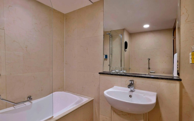 Queen Elizabeth 2 Hotel by Accor